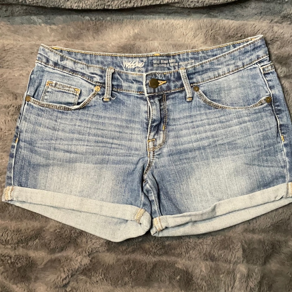 Mossimo cuffed shorts